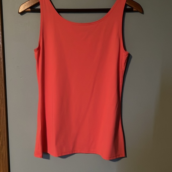 Van Heusen salmon colored sleeveless blouse - Picture 2 of 2